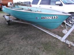 Crestliner Boat