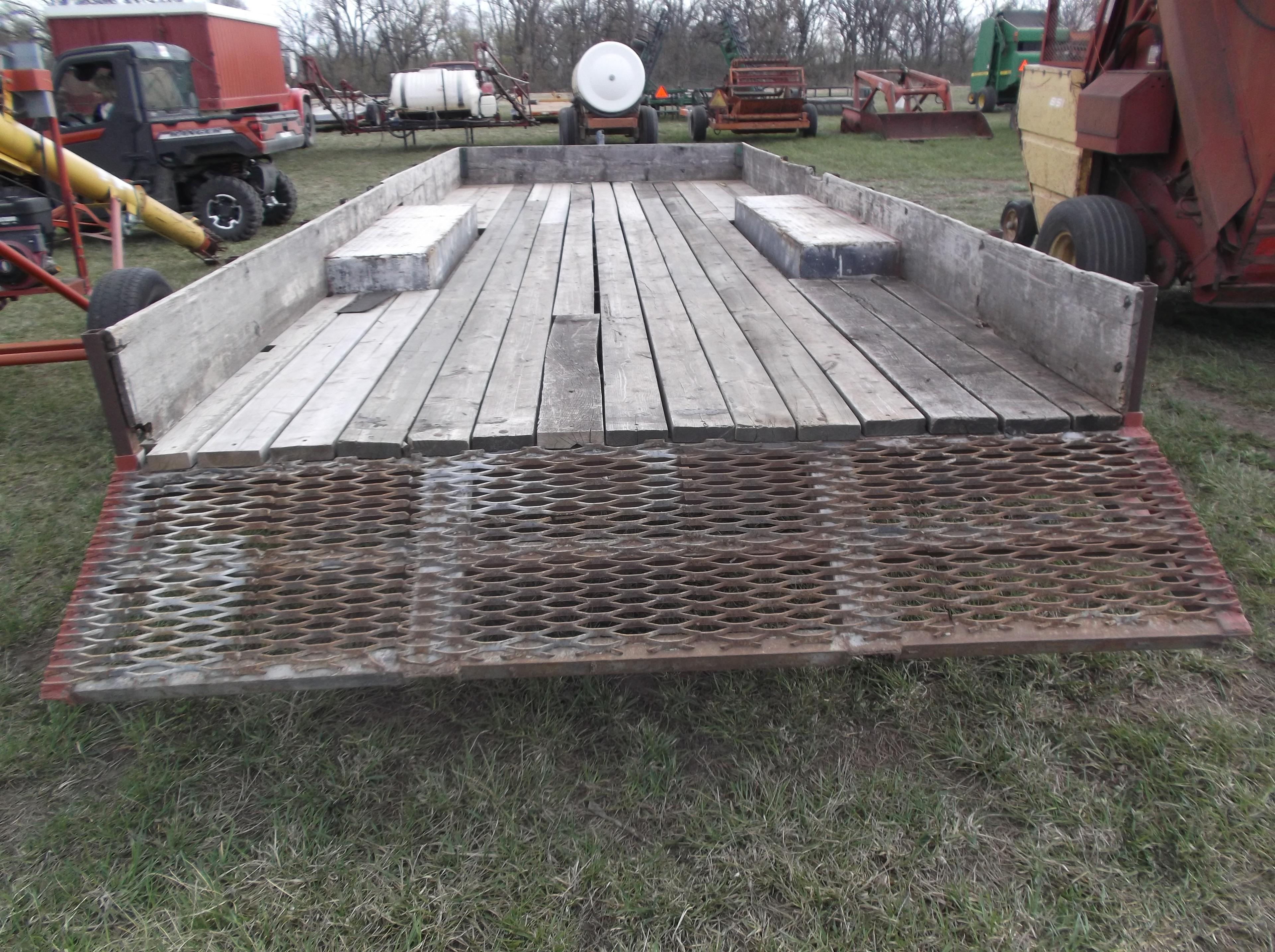 Trailer