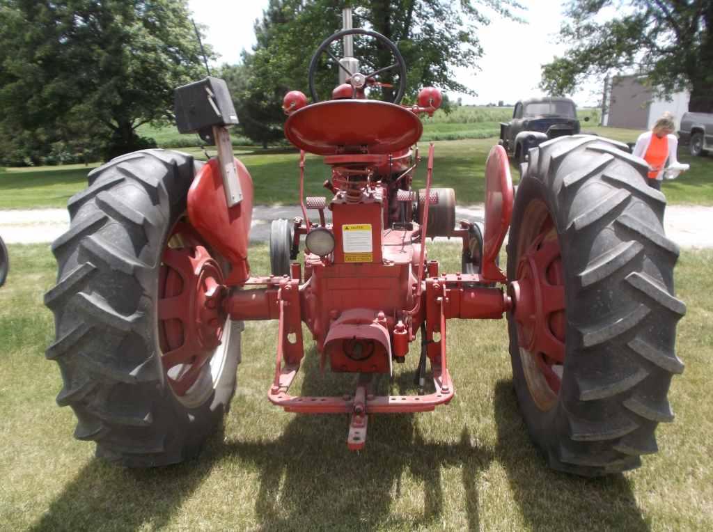 Farmall Super MTA Tractor