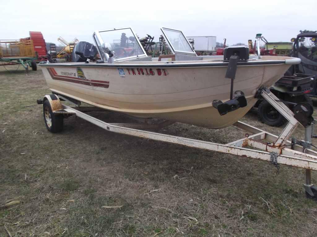 1985 Starcraft Boat