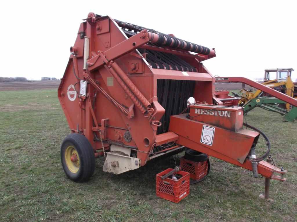 Heston 5500 Round Baler