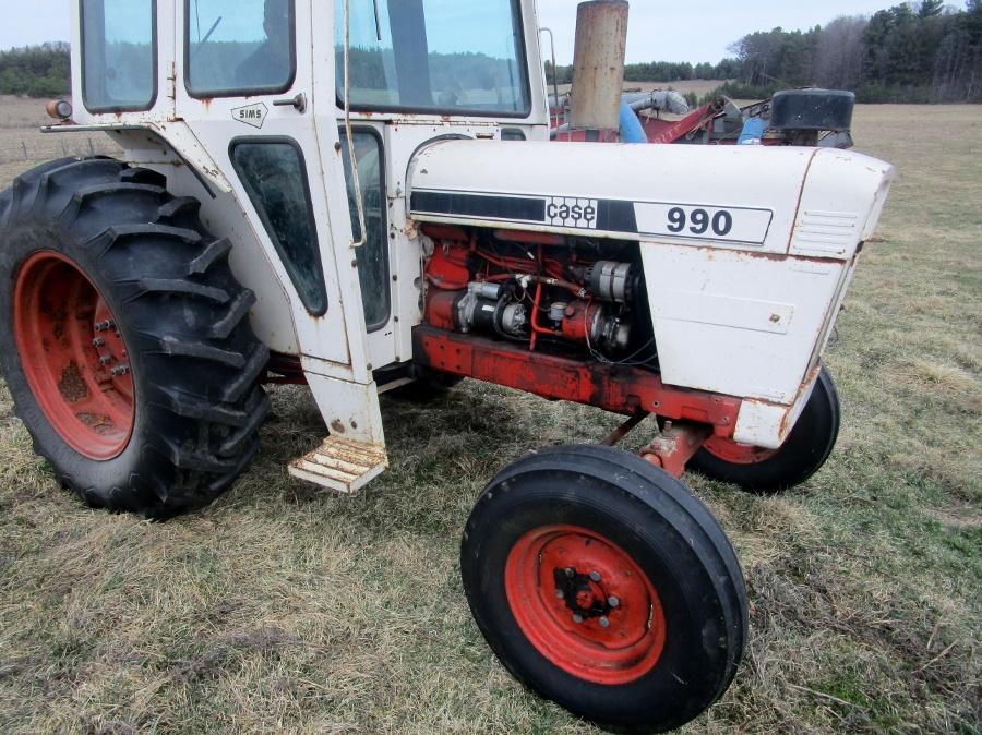 Case 990 Cab Tractor!