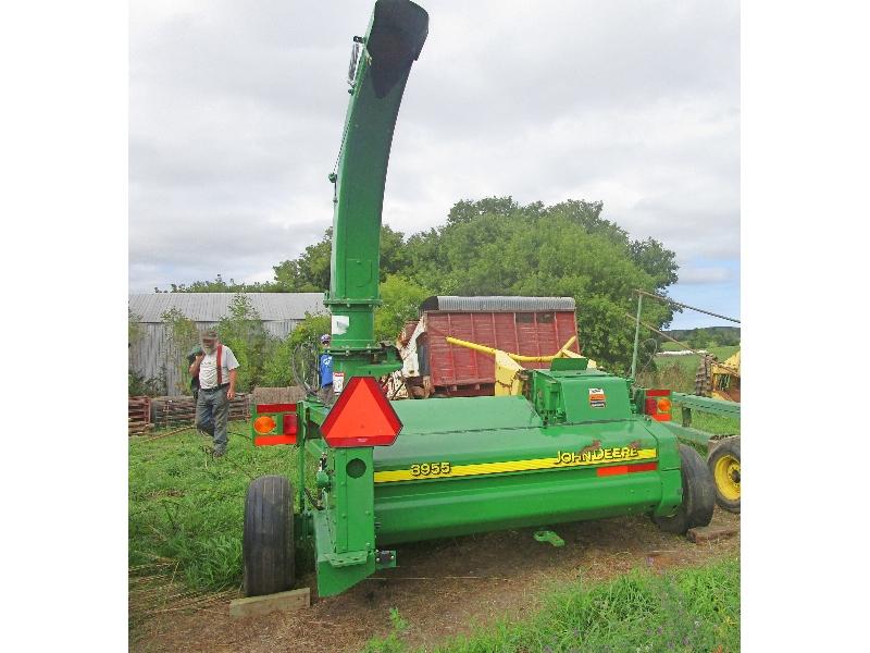 John Deere 3955 Forage Harvester - Sells Without Head