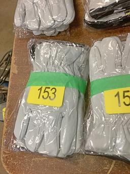 2 Pairs of Endura 2XL Thinsulate Lined Gloves