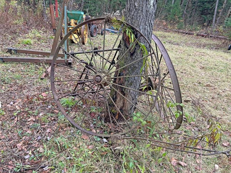 2 Steel Wheels & 2 Harrow Sections