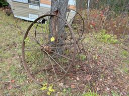 2 Steel Wheels & 2 Harrow Sections