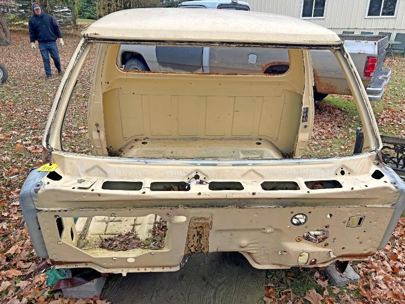 1990 Dodge Ram W250 4x4 Sells With Replacement Cab & Doors - Has Ownership