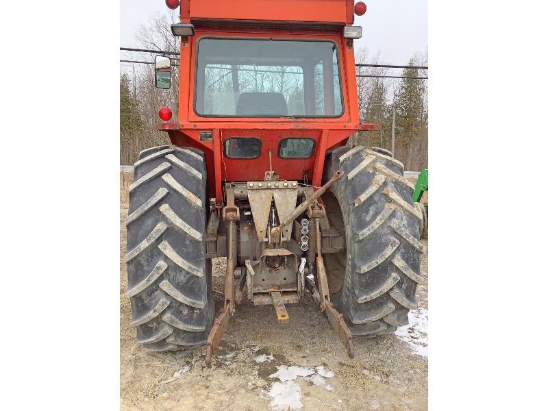 Massey Ferguson 1105 Cab Tractor