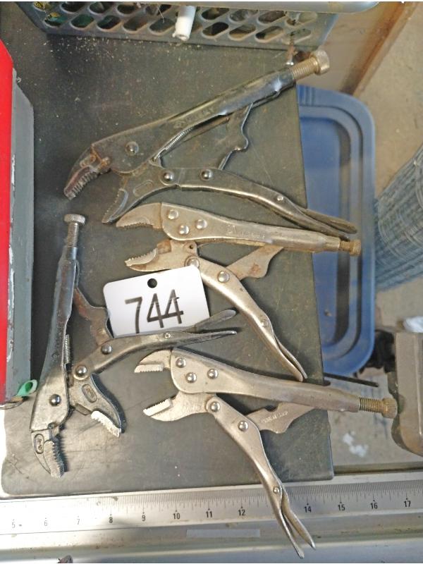 4 Pairs of Locking Pliers