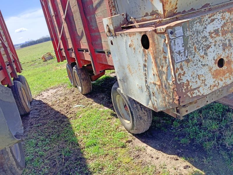 Dion Left Hand Unload 4 Beater Forage Wagon