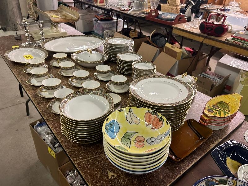 Set of Dishes