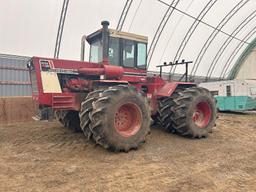 International 4586 4WD Tractor