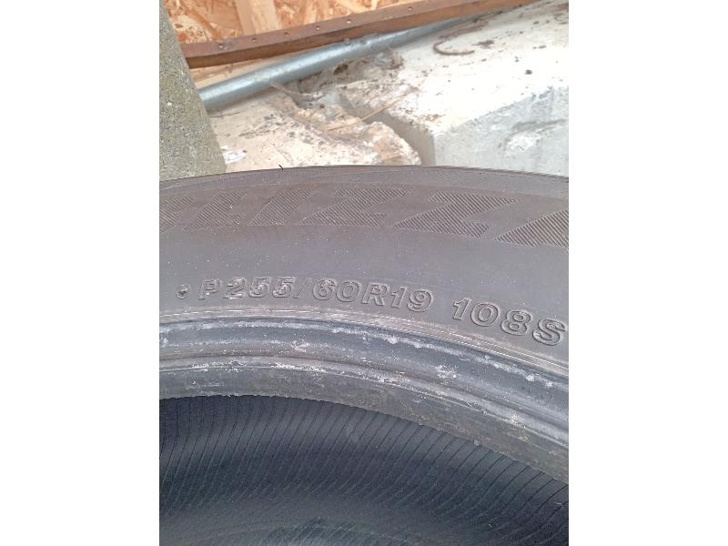 4 Michelin P255/60R19 Blizzak Tires - Used 1 Winter