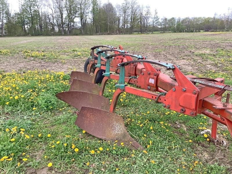 Kverneland 4 Furrow Semi Mount Plow