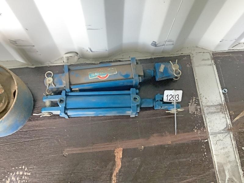 2 Unused Hydraulic Cylinders