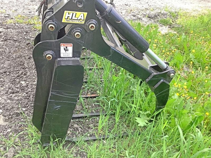 Like New HLA 6' Skid Steer Manure Grapple