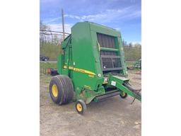 John Deere 468 Silage Special Round Baler