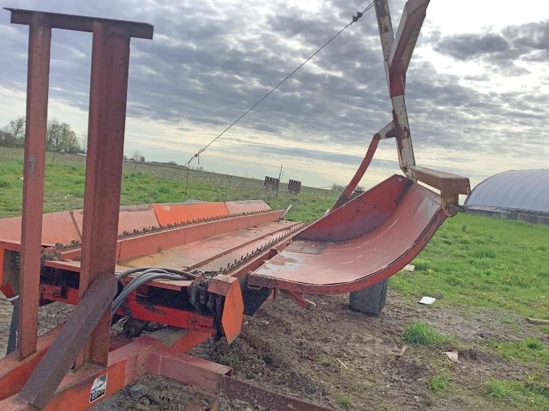 McKee Bale Rustler Wagon - Self Loading