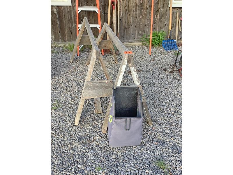 2 Sawhorses & Yardworks Grass Bagger