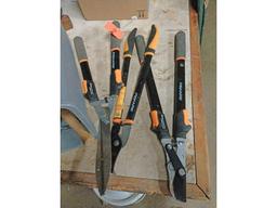 Garden Tools Including Like New Fiskars Pruners