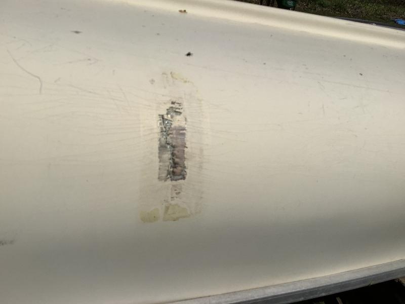 15' Fiberglass Canoe - Has Hole