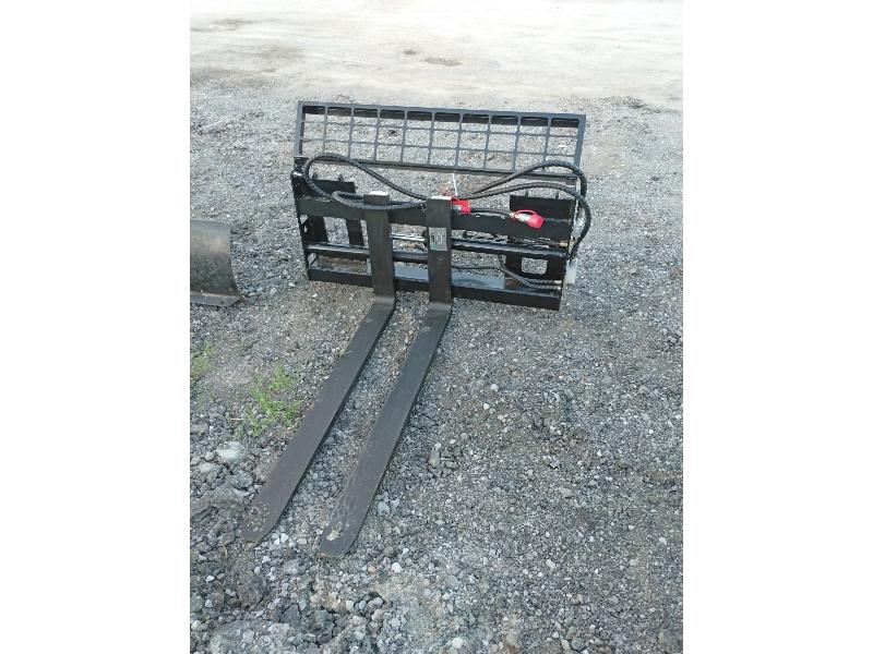 New AGT Hydraulic Adjust Skid Steer Pallet Forks