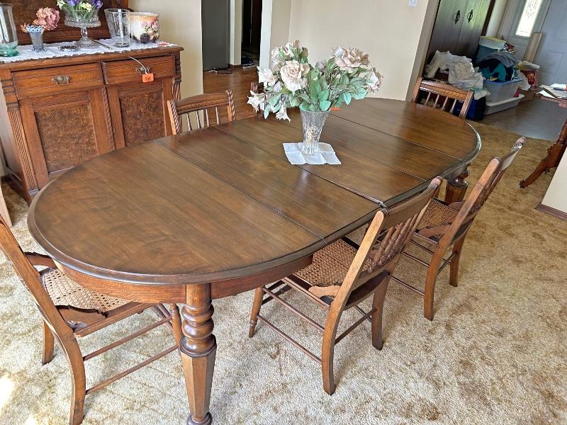 Large Oval Dining Room Table