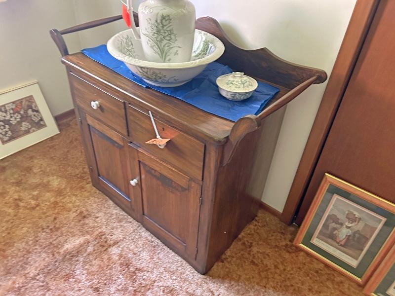 Pine Wash Stand