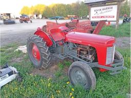 Massey Ferguson 35 Deluxe Gas Tractor