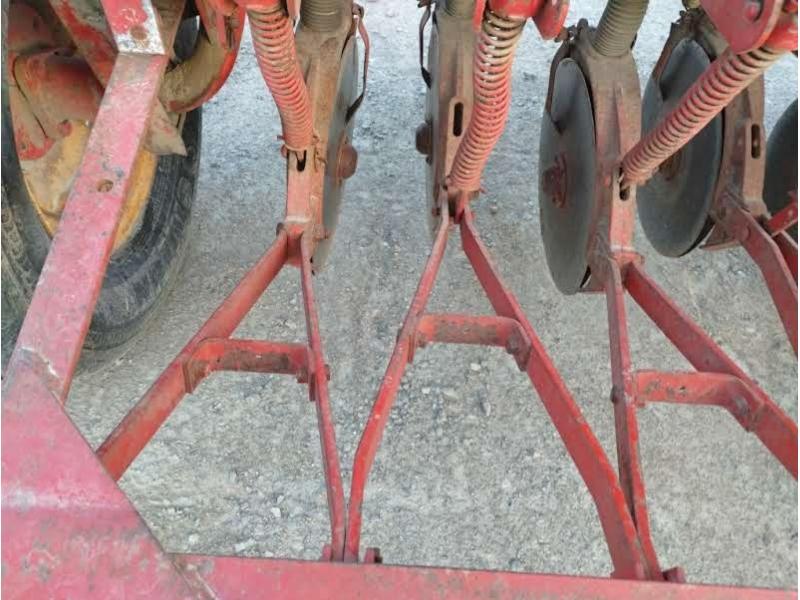 Massey Ferguson 33 Seed Drill