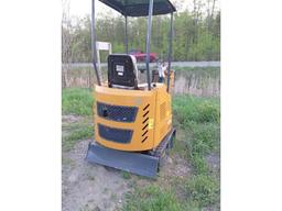 New AGT H15 Mini Excavator - Fixed Thumb