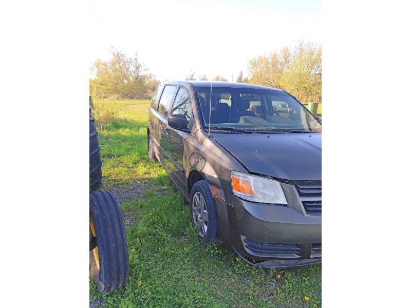 Dodge Caravan, Running - As Is