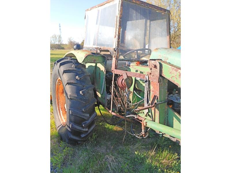 John Deere 710 Diesel Tractor With Loader - As Is