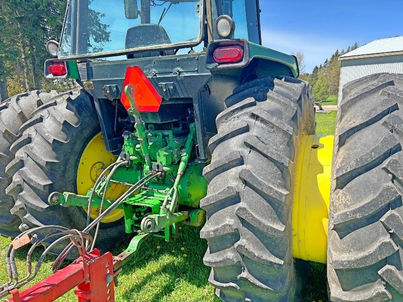 4250 John Deere Cab Tractor