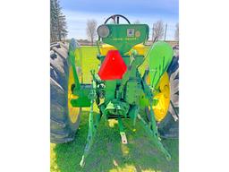 520 John Deere 2 Cylinder, Row Crop, Gas Tractor