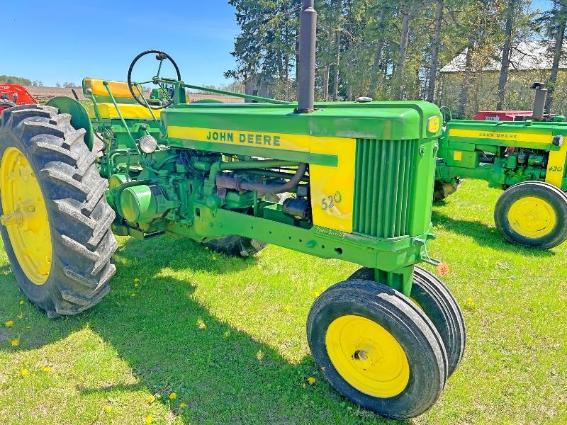 520 John Deere 2 Cylinder, Row Crop, Gas Tractor