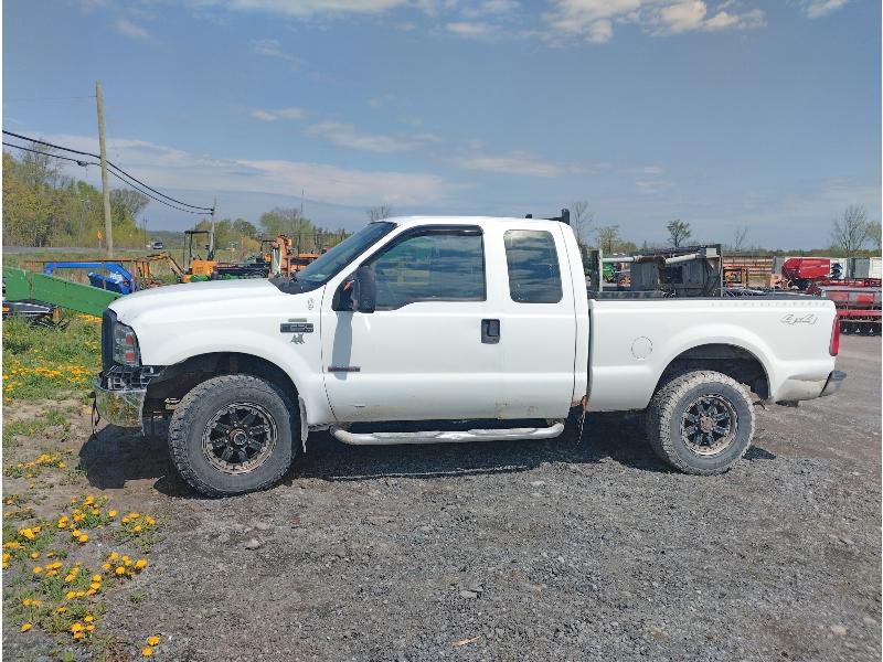 1999 Ford F250 Super Duty Diesel Truck - Has Ownership, Sells Running, As Is