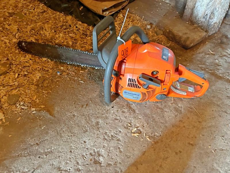 Husqvarna 445 Chainsaw - Running