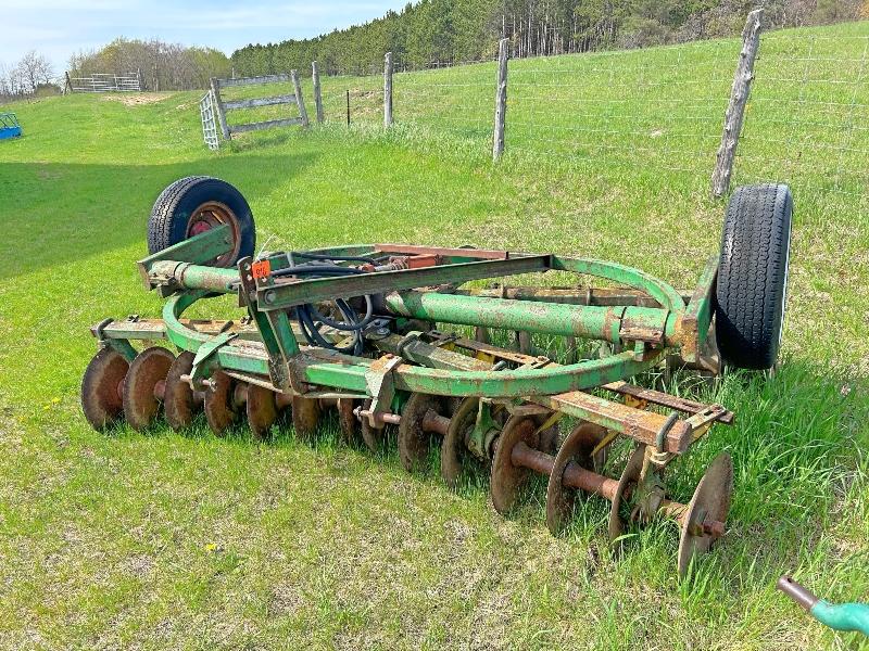 John Deere 8' Set of Hydraulic Discs