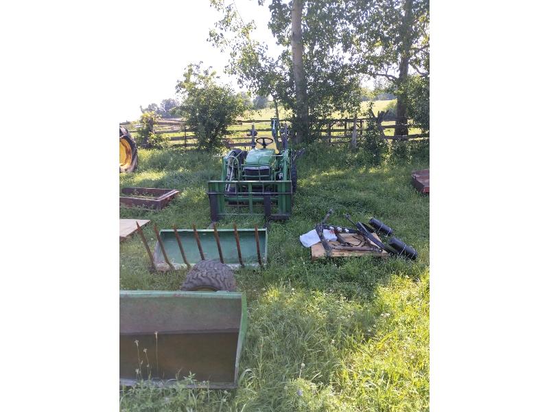 John Deere 2305 Compact MFWD Tractor With 200CX Loader & 260 Backhoe