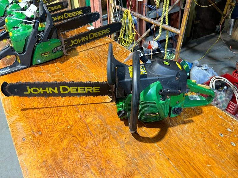 John Deere CS56 Chainsaw - 16" Bar - Runs