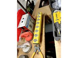 Roller & Pliers