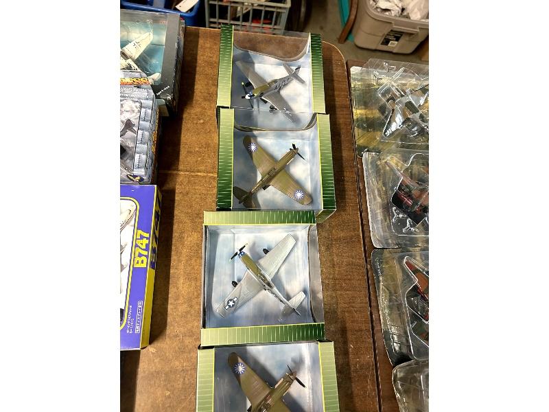 4 Die Cast Model Planes