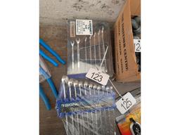 2 New Signet Wrench Sets
