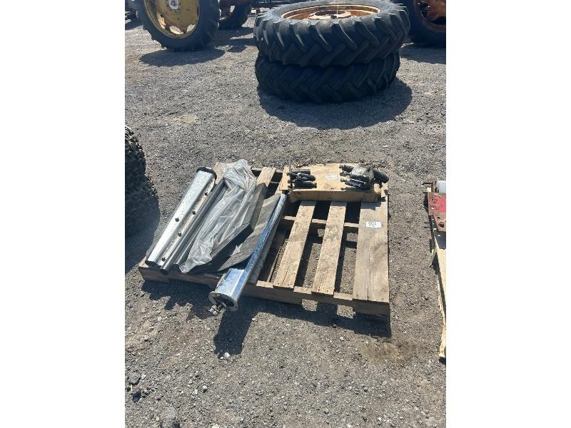 Truck Fenders & Mounting Brackets