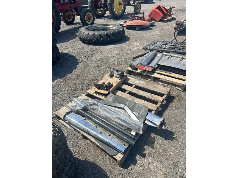 Truck Fenders & Mounting Brackets
