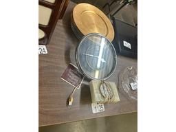 Plates & Clocks