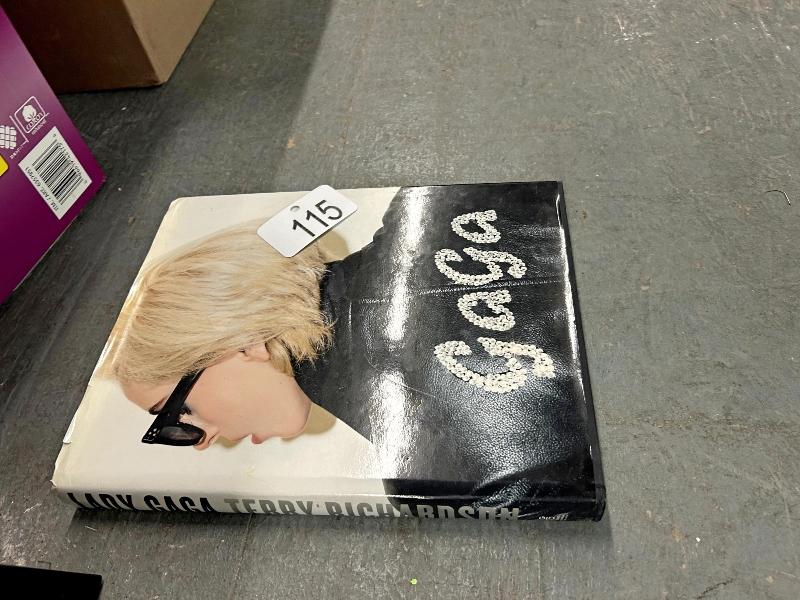 Gaga Book