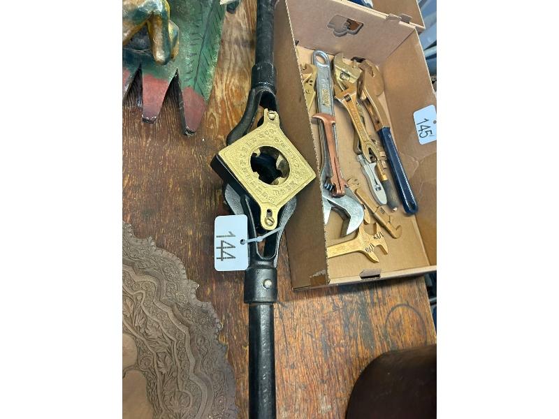 5' Butterfield & Co. Tap