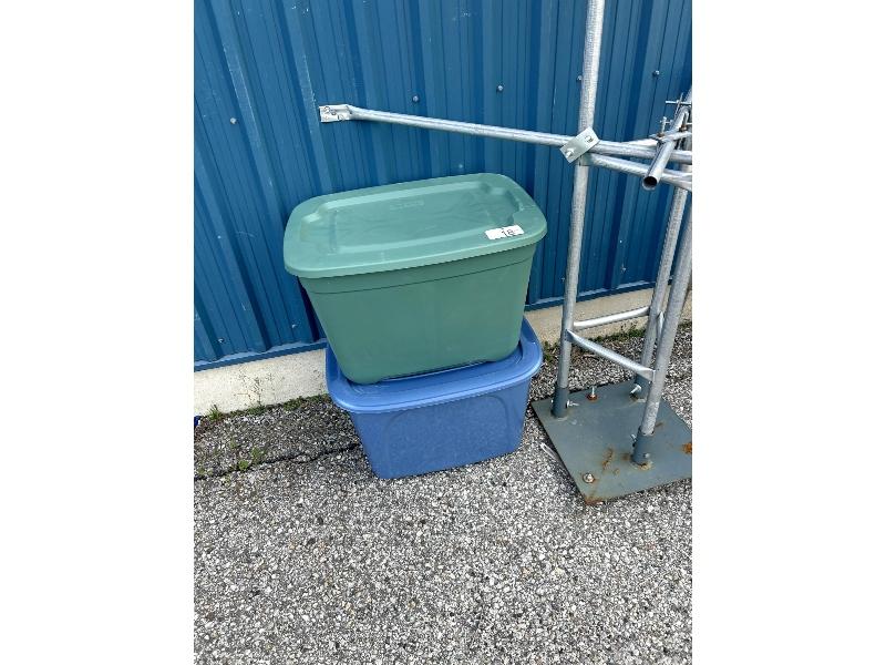 2 Empty Totes